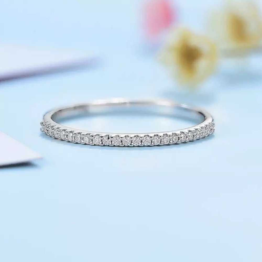 0.3ct. t.w. Diamond Brilliant Cut Wedding Band - Picture 5 of 14